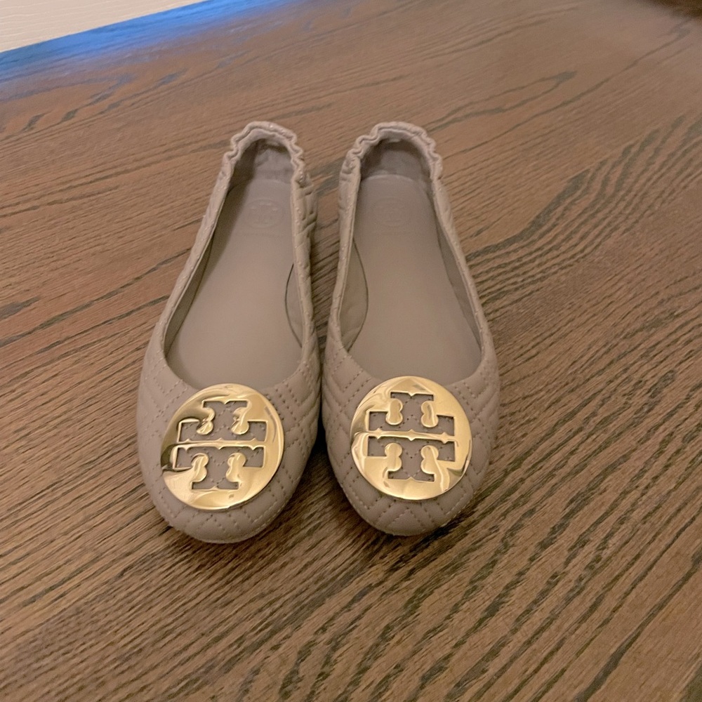 Tory Burch quilted Minnie travel flats in taupe